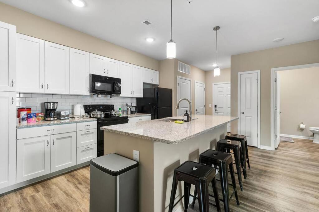 Elegant 2 Bed/2 Bath Apartment In Melbourne Fl מראה חיצוני תמונה