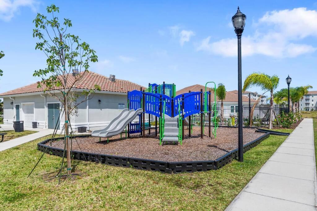 Elegant 2 Bed/2 Bath Apartment In Melbourne Fl מראה חיצוני תמונה